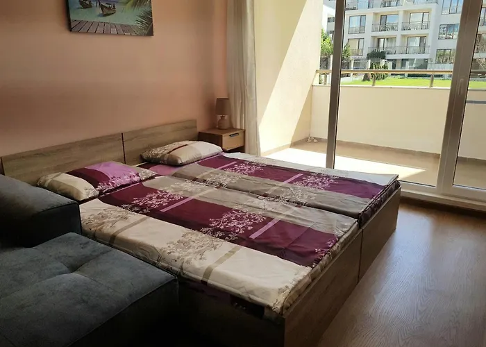 Sarafovo Sea Paradise